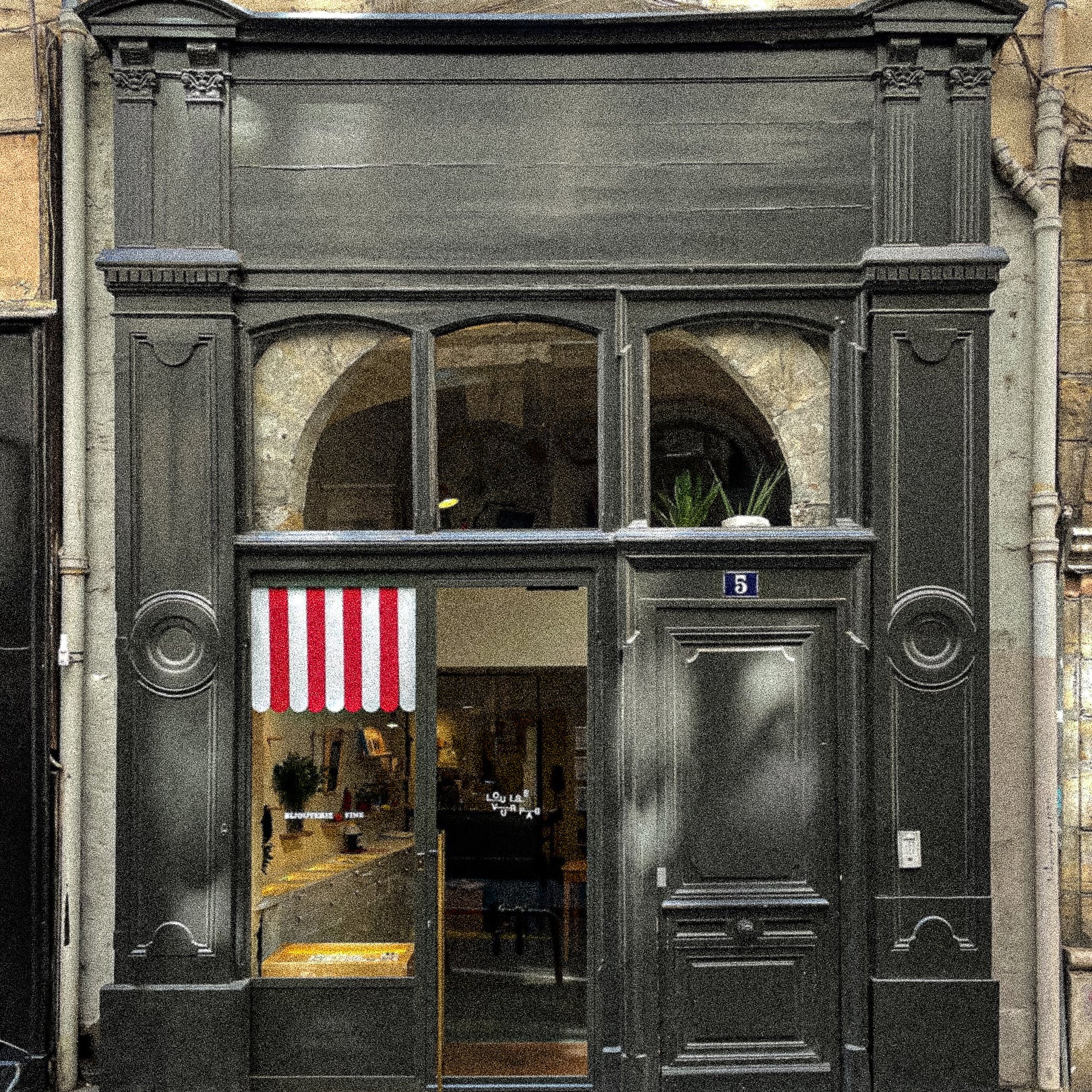 Bijouterie créateur à Lyon, Louise Vurpas