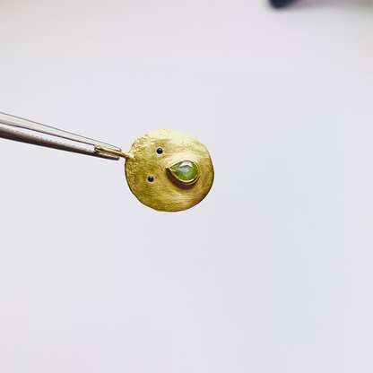 Médaille Paulette - Or 750/1000 et Saphirs